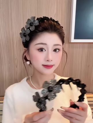 #发箍这样戴好美 #时尚饰品 #美出高级感 #太好看了吧 #总有一款适合你