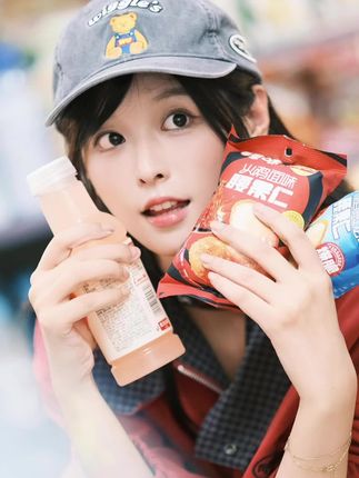 等你下课 下班的也等😚ヾ #假期余额不足 #便利店 #写真