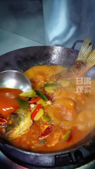 【这里是甘肃】黄河滋养的陇原珍味!大鲤鱼是兰州节庆必备,鲜醇入味,藏着团圆与美好期许! #品味甘肃美食
#甘肃观察
甘肃广电总台全媒体记者: 刘永鹏