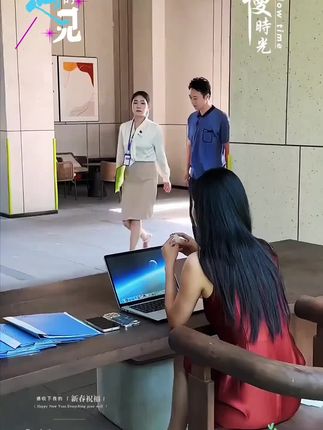 #张予曦毕雯珺真拍了红裙抱 #张予曦的定妆魔法 #深情眼 #毕雯珺 #张予曦毕雯珺