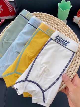 家里有发育期大男孩,适合青少年发育期男孩子穿的内裤,纯棉面料柔软舒适,弹力大空间足够不夹屁屁不卡裆,纯色系列简约大方,儿子太喜欢穿了!#贴身衣物 #面料柔软亲肤#柔软亲肤#青少年内裤#儿童短裤