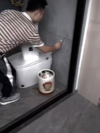 垃圾桶