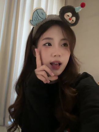 #可爱甜妹 #发箍这样戴好美 #发箍控 #可爱企鹅发饰 #抖音送我上热搜