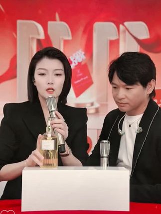 漠小曼丝滑嫩肤沐浴露夏季洗澡不能少79元买一瓶送一瓶#创作灵感 #漠小曼品牌#沐浴露推荐#夏季洗澡必备#漠小曼美丽变身