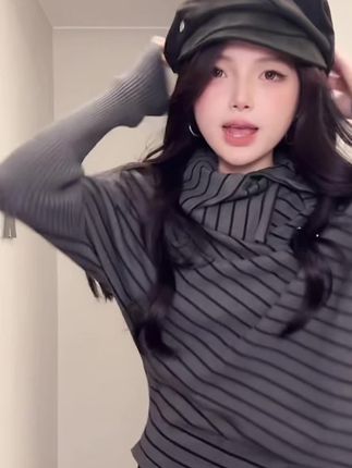 松弛感穿搭女早秋2025新款慵懒风复古条纹蝙蝠袖宽松高领针织上衣#分享穿搭 #辣妹穿搭 #每日分享 #我又心动了