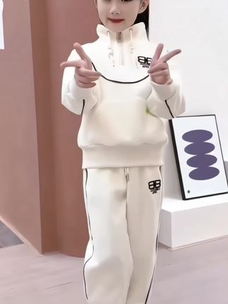 #我要上热门 89年36岁,一个女儿,不生二胎,这辈子生娃任务完成,漂亮衣服别人有的咱也的有,又不是买不起#谁穿谁好看#穿搭#童装 #骗你生女儿@巨量千川