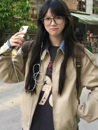 #格子拼接外套 #翻领外套 #宽松休闲外套 #短款棒球服外套 #工装夹克外套 格子拼接翻领外套男女春秋情侣装宽松休闲短款棒球服工装夹克上衣