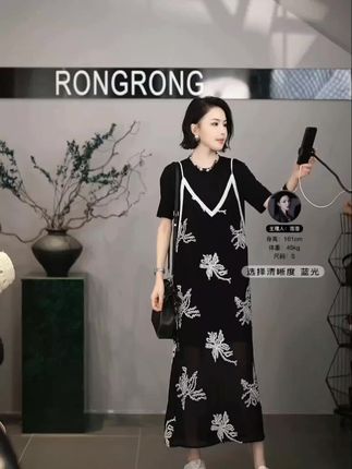 #显瘦连衣裙 溶溶【凝夏霜花】RONGRONG 莱赛尔混纺两件套显瘦连衣裙#夏季穿搭 #高级感穿搭 #今日ootd穿搭 #夏季新品