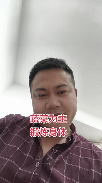 以无为之心,做有为之事,望渴望之事待可待之人,就是说不要执着于强求的结果,无愧于无谓的得失,少一点思念反而更容易得到馈赠。所谓望可望之事,待可
待之人,核心就是学会向内求,但是朝前看。不强求不可控的缘分,不追逐不可控的幻影,只在自己笃定的路上专注耕耘,静待花开。