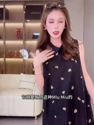 超显气质的连衣裙来了,蕾丝拼接的完全不扎皮肤,上身真的很绝!#仙女必备 #高级感穿搭 #ootd穿搭