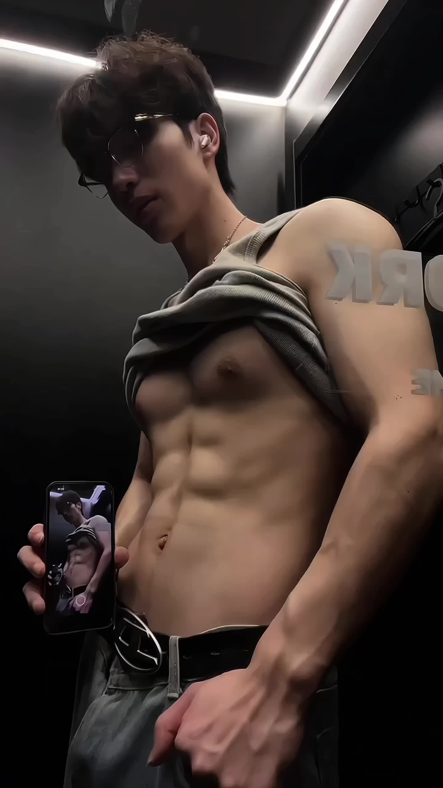爷爷的爱人是什么意思 #这谁能顶得住啊