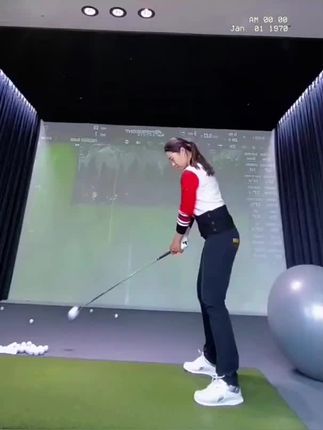 #高尔夫挥杆 #高尔夫 #高尔夫教学 #高尔夫美女 #高尔夫球