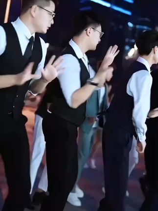 男士福音来了,好身材是可以穿出来的,扁平臀瘦,经常久坐的都去穿它,舒适有弹性#打造完美身材 #美体塑形 #男士平角裤