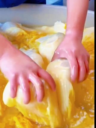 又到了腌酸菜的季节了,我就用这个腌酸菜专用袋淹菜太方便了淹出来的菜好吃😋#腌酸菜袋子#好物推荐🔥 #强烈推荐 #传统美食 #美食视频 #传统小吃