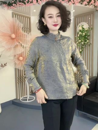 高端流光锦国风衬衣,时尚显瘦#哈尔滨小薇服饰 #国风穿搭 #气质穿搭 #品质女装 #秋装穿搭
