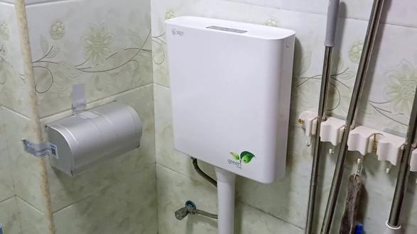 马桶水箱漏水或不排水,自己动手换这个配件就行,不用请维修师傅 #原创视频#马桶漏水 #马桶维修 #马桶 #生活小妙招