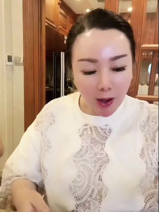 99元拿下100支次抛精华!一次一支鲜护,出差党闭眼囤,每天不到1块钱,把美容院级修护搬回家!