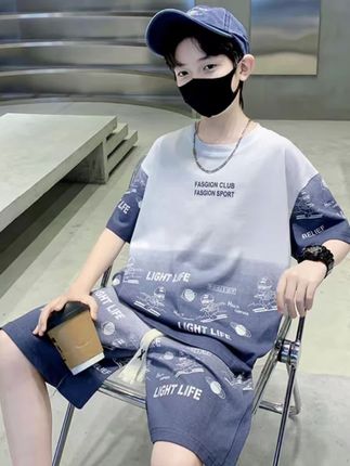 男童夏季短袖套装2025新款儿童酷帅大童薄款夏款炸街运动衣服#儿童短袖套装 #男童休闲套装 #儿童运动套装 #潮酷穿搭 #儿童夏季套装