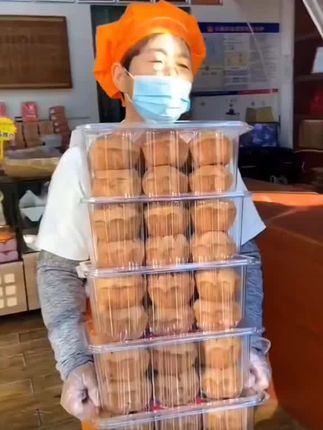 #贵州老式鸡蛋糕遵义传统无水老蛋糕早晚餐小吃糕点
