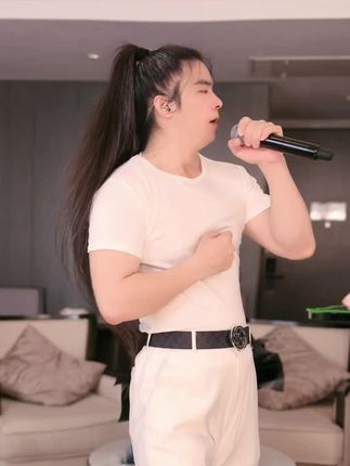 听说这样穿比较刺激一些