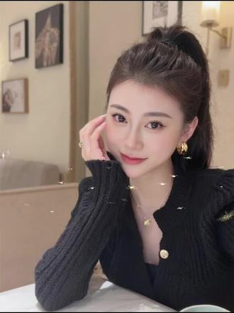 有了豆包还去什么影楼… #AI光影素描写真#随变ai随便玩 #豆包p图 #豆包ai#豆包出大片有两把刷子