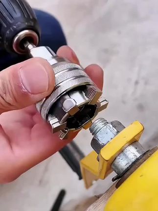 多功能转换接头夹头电动手动扳手电钻螺丝套头可调节魔术套筒工具#高性能实用工具 #五金工具 #省时省力 #方便又实用 #好工具一起分享