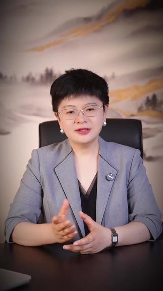 陈丽华的传承布局:500亿再婚家庭 怎么做到零争产?
陈丽华离世后零争产,她生前做对了哪3件事?#陈丽华 #迟重瑞 #财富传承 #家办文颖丨跨境稳盈 #周文颖