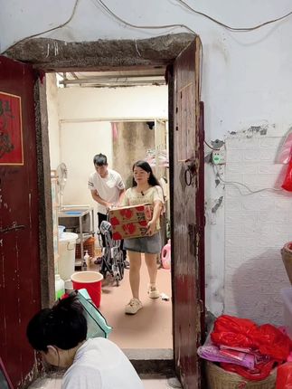 中秋马上就要到了,这个软籽石榴就可以安排,产地现摘现发非常划算#超便宜超划算 #突尼斯软籽石榴#应季水果