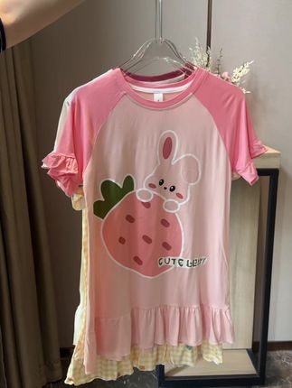 宝贝贴身穿的睡衣,当然要选舒适的呀~! #女童睡衣裙 #莫代尔睡衣睡裙 #夏季居家服睡衣 #亲子睡衣穿搭 #生女儿就是用来打扮的