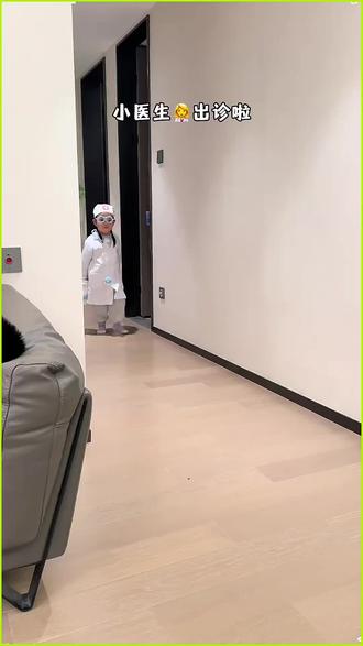 #创作灵感 哪有小朋友不喜欢过家家呀 小医生过家家真的是小朋友超爱了,丰富的医疗器具,边玩边了解医疗知识,真是太棒了!#医生过家家玩具 #角色扮演玩具 #益智玩具 #过家家玩具