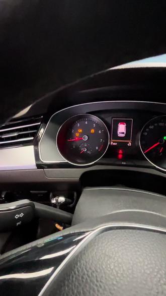 换过电瓶或者断过电以后仪表上会亮故障灯,自己动手都可以解决问题#大众专修 #仪表盘指示灯 #汽车保养维修 #滑县修车