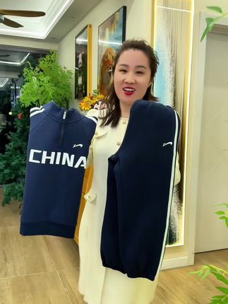 #贵人鸟 儿童立领运动套装 一整套好帅气啊!关键质量又好又便宜!穿着舒服透气还安心!