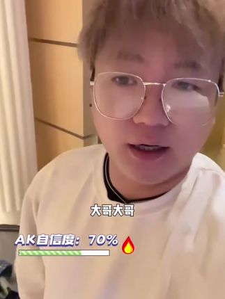 洗鞋神器!不喜欢刷鞋的赶紧冲!#康思嘉 #康思嘉慕斯清洁剂 #小白鞋清洗 #洗护好物 #清洁神器
