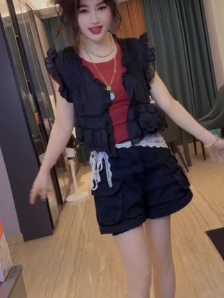 一整套太美了夜里11点开播#时尚气质穿搭 #欧货炸街女装 #欧货女装潮牌 #休闲减龄穿搭 #小个子显高显瘦穿搭