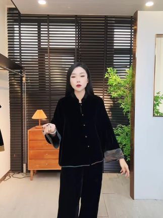 100桑蚕丝丝绒外套拼接宽袖真丝丝绒上衣国风宽松桑蚕丝外套#外套 #外套上衣 #上衣 #上衣穿搭