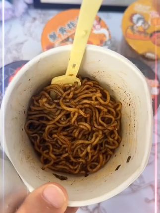 #零食推荐#网红爆款#超便宜超划算 #天然麦场 #桶装方便面