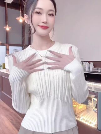 秋季韩系百搭网红修身显瘦圆领设计感手感软糯针织衫上衣#针织衫#单穿打底都好看 #打底衫#穿出自信穿出美丽 #谁穿谁好看