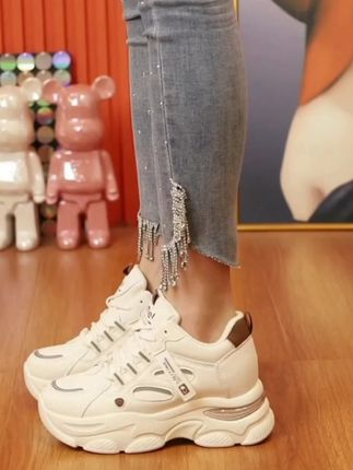 内增高女鞋,好看好穿不累脚#好鞋推荐 #百搭鞋子 #时尚美鞋