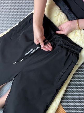 #保暖不臃肿 #男女同款#加绒加厚 #防风防水 #冬季必备