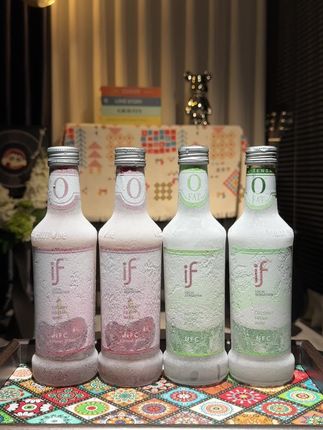 享受下班后的微醺快乐~if微醺椰子酒爆爽巨好喝!烧烤火锅来上一杯简直就是绝配~真实添加NFC果汁低温发酵酿造~入口果香浓郁、清新鲜甜、清爽爆汁~配料干净!不苦不涩微微甜~真的好好喝巨过瘾~#微醺时刻 #酒蒙子的日常 #口感特别好 #好东西一起分享 #微醺快乐水