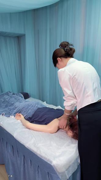 瑞安两只水豚全身sap真的很放松#两只水豚#肩颈放松#按摩#新店开业#肩颈背按摩