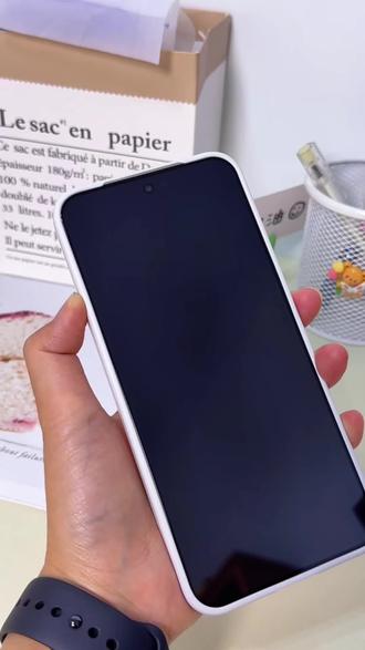 替大家试过水了,没想到效果这么好,我的iqoo15终于是完美了!#iqoo15 #钢化膜 #iqoo #数码科技