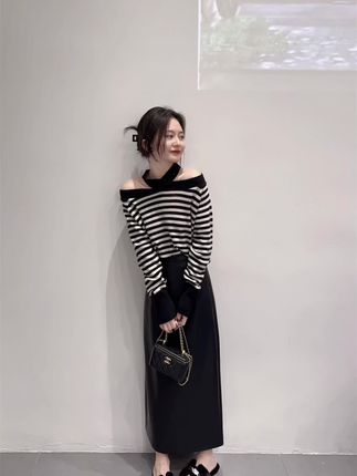 入秋一整套轻奢女装新款韩系高级感挂脖条纹显瘦上衣休闲百搭裙子#高级感穿搭 #今日穿搭 #每日穿搭女装 早秋新