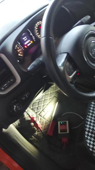 JEEP自由侠 保养灯复位