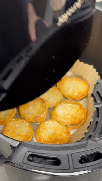 烤箱肉卷吃法,简单又解馋#零食推荐 #特色小吃 #潮汕卷章