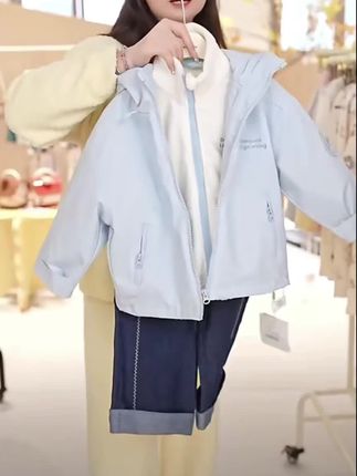 #女童 #女童穿搭 #外套 #奥利绒外套 #三件套