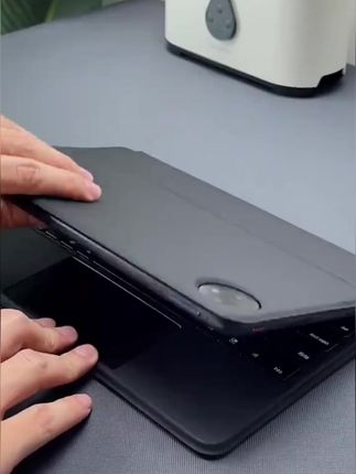 你的平板有带键盘的保护套吗#平板键盘  适用苹果ipad妙控键盘Air4/5/6保护套pro13英寸无线蓝牙磁吸# #ipad妙控键盘  #ipad秒控键盘  #平板保护套 #保护套推荐