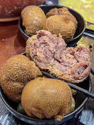 2斤肚包肉2斤羊肉肠!一共4斤组合#恩克#恩克肚包肉!! #草原美食 #好吃到停不下来 #大口吃肉🥩🥩🥩