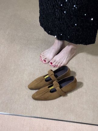 好舒服的复古棕玛丽珍鞋!日常通勤约会穿都好好看~#玛丽珍鞋 #舒适百搭 #软底软面穿上超舒服 #穿出高级感 #脚宽脚胖都可以