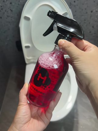 现在终于可以解放双手啦,不爱刷马桶的姐妹赶紧把它焊死在厕所里!#沫檬 #泡泡洁厕剂#好物推荐🔥